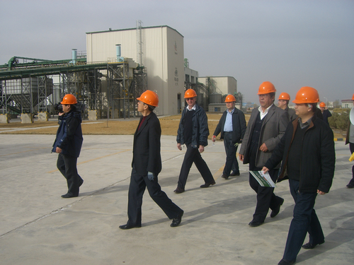 國家農(nóng)業(yè)部、財政部以及甘肅省農(nóng)業(yè)廳、財政廳等領(lǐng)導到公司考察調(diào)研