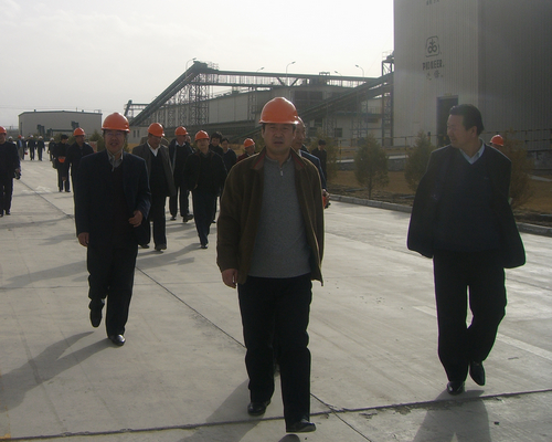 國家農(nóng)業(yè)部、財政部以及甘肅省農(nóng)業(yè)廳、財政廳等領(lǐng)導到公司考察調(diào)研